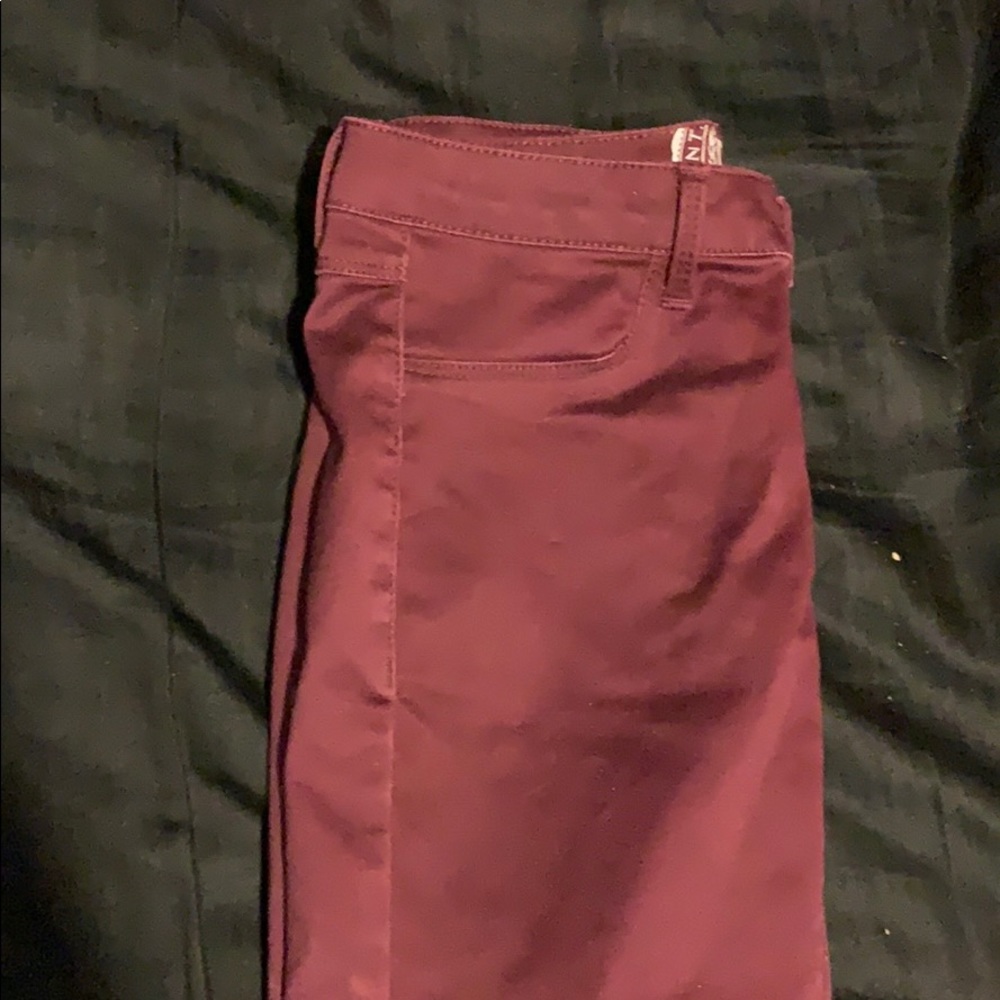 Burgundy Jegging